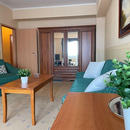 Koenig Hotel นาชคานีจา ภายนอก รูปภาพ
